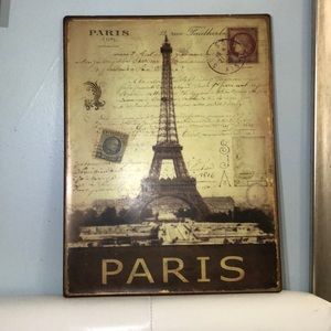 Beautiful vintage looking Metal Paris wall décor